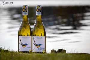 Vang-trang-Tomtit-Sauvignon-Blanc-min